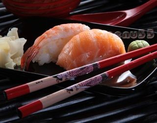 Menu55 - Nigiri set 5ks - losos, mušle svatého jakuba, chobotnce, kreveta, mořský vlk