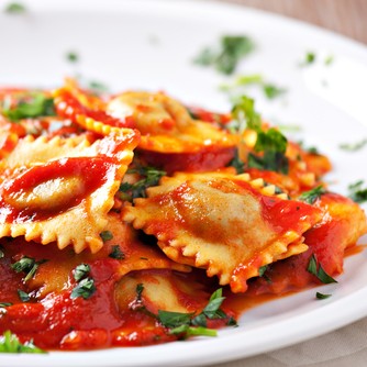 Menu55 - Ravioli plněné  lososem, špenátem a fenyklem