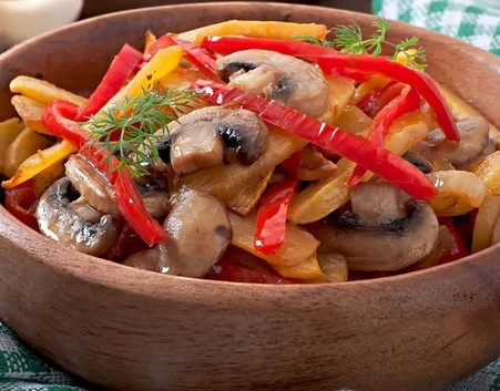 Menu55 - Žampionový salát