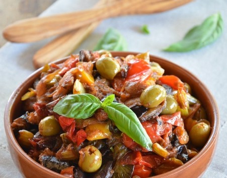 Menu55 - Caponata z dýně, rajcat a lilků