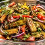 Menu55 - Salat z lilků, pečenych paprik, rajčat a okurek